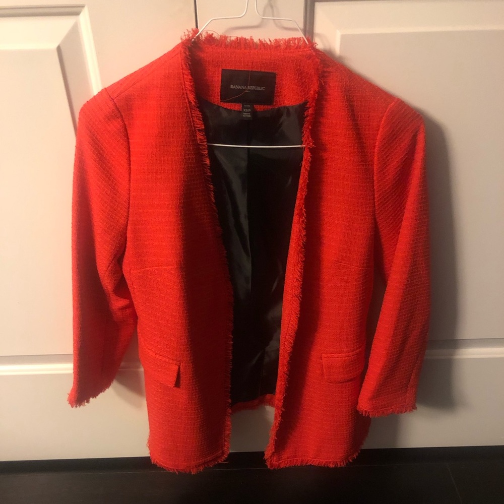 Banana Republic Vibrant Red  Tweed Blazer 💕